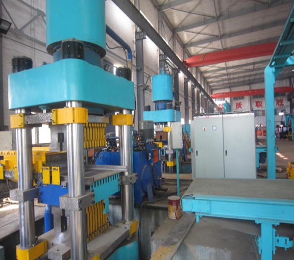 ZY1200W大型砌塊液壓成型機